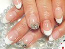 シンプルフレンチネイル♪|NailSalon aRl