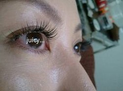 中央長めのデザイン|Juicy Eye 成増店