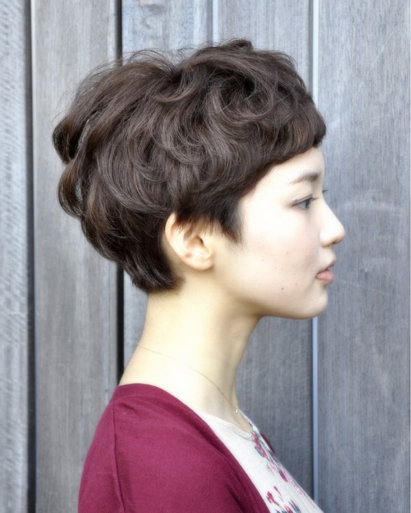 ゆるふわくせ毛風黒髪ショート|HAIR SALON SAVOIA　渋谷