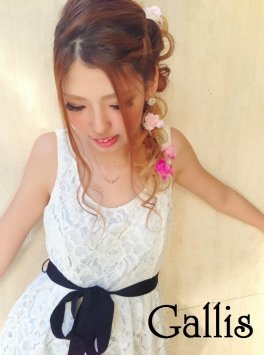 【Gallis】大人気!!ルーズ編み込みお花ハーフアップ|Hair Make Salon Gallis