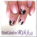 シックなフラワーネイル|Nail  Salon Rikka