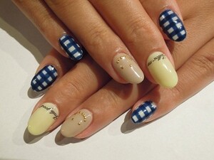 ギンガムチェック Nail Salon Elsa ネイルサロンエルザ 東京都 池袋 のネイルデザインカタログ ビューティーパーク