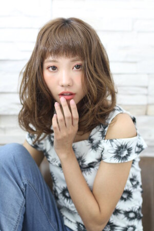 ゆるウェーブ 214 Hairmakealba ヘアメイクアルバ 沖縄県 名護 の髪型 ヘアスタイルカタログ ビューティーパーク