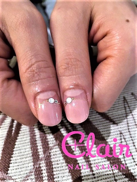 逆フレンチVカットストーンでキラキラ✨nail②|カヌチャネイルサロン