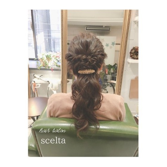 お出かけアレンジ お呼ばれヘアセット Scelta シェルタ 大阪府 心斎橋 の髪型 ヘアスタイルカタログ ビューティーパーク