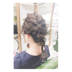 お出かけアレンジ お呼ばれヘアセット Scelta シェルタ 大阪府 心斎橋 の髪型 ヘアスタイルカタログ ビューティーパーク