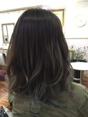 グレージュ ハイライトグラデーションヘアカラー|feliz