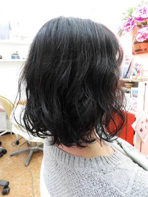 平巻きパーマ Hair Room Lamp ヘアルームランプ 沖縄県 読谷 の髪型 ヘアスタイルカタログ ビューティーパーク