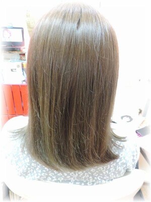 14レベルのブルーアッシュカラー Hair Room Lamp ヘアルームランプ 沖縄県 読谷 の髪型 ヘアスタイルカタログ ビューティーパーク