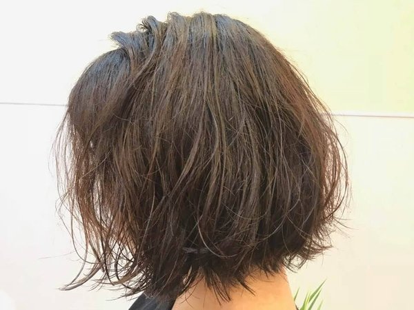 前下がりベース　パーマスタイル|Belm hair