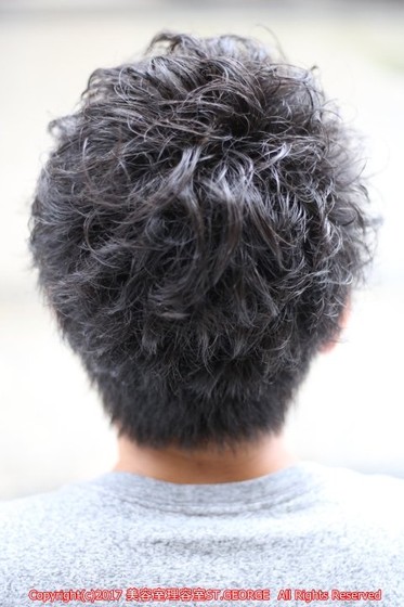 無造作ピンパーマでラフでやんちゃな髪型に セントジョージ香里園店 Men S Hair セントジョージコウリエンテンメンズヘアー 大阪府 寝屋川 のメンズカタログ ビューティーパーク