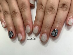 グラデーションドロップネイル♪|Lucia