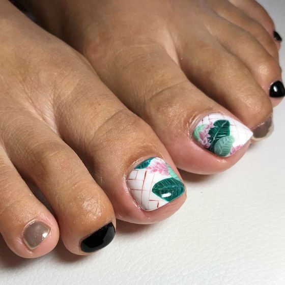 和風手描きフットネイル Nail Salon Corse ネイルサロンコルセ 沖縄県 石垣島 のネイルデザイン カタログ ビューティーパーク