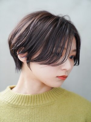 前下がりジェンダーレスハンサムショート|Hair Make TOP SHAPE