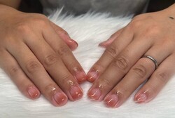 ハンドネイル グラデーション|Nail Salon Linda