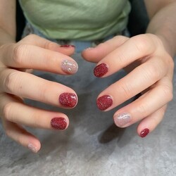 ハンド ミドルコース(90分 アート、ストーン、シールつけ放題)|Nail Salon Linda