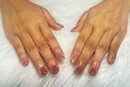 ハンド定額デザイン「ピンクにキラキラホロ」|Nail Salon Linda