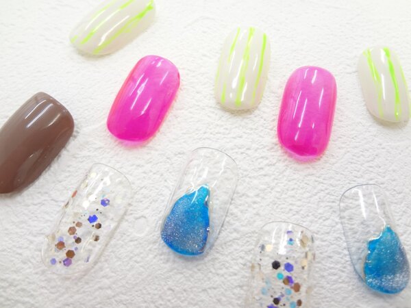 ワンカラー×ラメ×マグネット・ワンカラー×ストライプアートネイル|NAIL SALON QUILL 宇都宮店