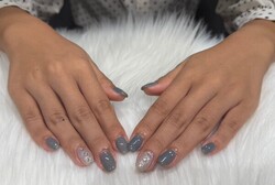 ハンド 定額デザイン「ブルー系にホワイトラメ」|Nail Salon Linda