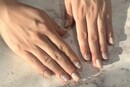 ハンド 定額デザイン「シルバーとホワイトを基調にして冬デザイン」|Nail Salon Linda