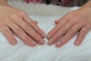 ハンド ワンカラー「上品なラメワンカラーお手元が綺麗に見えます！」|Nail Salon Linda