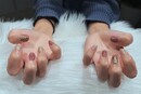 ハンド 定額デザイン「ツリーネイルもコーラルピンクにすることで、より普段使いしやすくなります！」|Nail Salon Linda