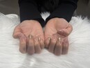 ハンド 定額デザイン 「肌馴染みが良いピンクにゴールドのラメがポイント！」|Nail Salon Linda