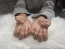 ハンド 定額デザイン「大人気チークネイルシルバーのラメと相性、バッチリですね！！」|Nail Salon Linda