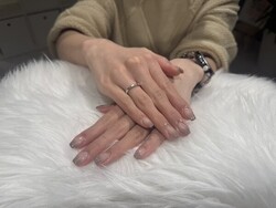 ハンド グラデーション 「グラデーションは普段使いにぴったり！」|Nail Salon Linda