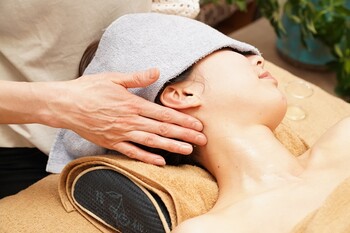 アロマ&ヒーリング スピロ | 四日市のエステサロン アロマ&ヒーリング スピロ | 四日市のエステサロン