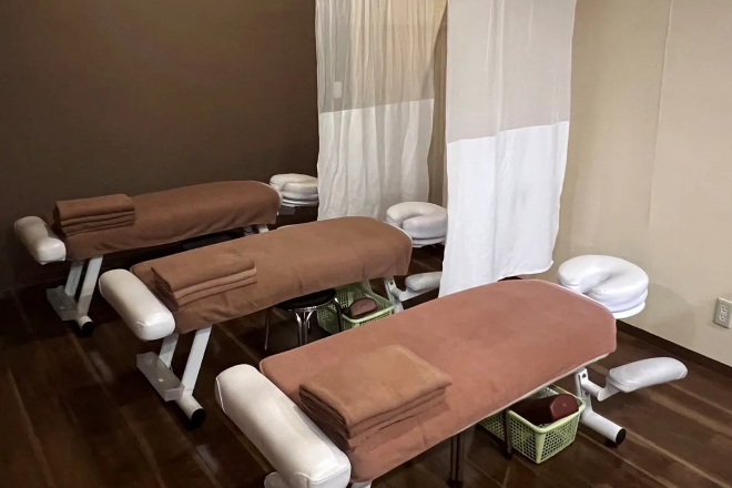 カラダファクトリー横浜ムービル店 | 横浜のリラクゼーション カラダファクトリー横浜ムービル店 | 横浜のリラクゼーション