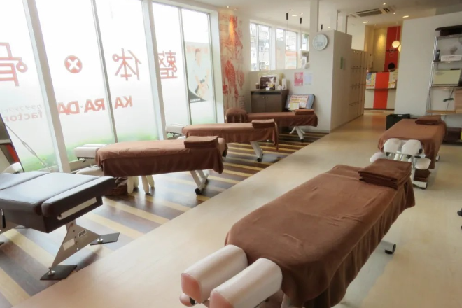 カラダファクトリー 武蔵境店 | 三鷹のリラクゼーション カラダファクトリー 武蔵境店 | 三鷹のリラクゼーション