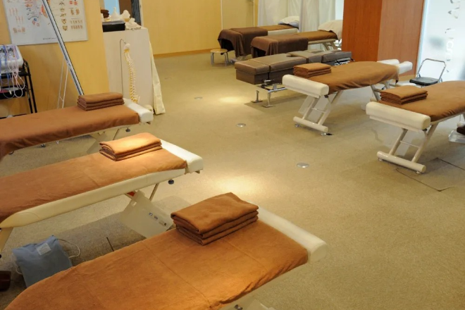 カラダファクトリー 神戸元町店 | 元町のリラクゼーション カラダファクトリー 神戸元町店 | 元町のリラクゼーション