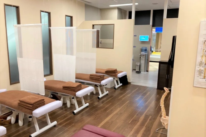 カラダファクトリー バスターミナル東京八重洲店 | 東京のリラクゼーション カラダファクトリー バスターミナル東京八重洲店 | 東京のリラクゼーション