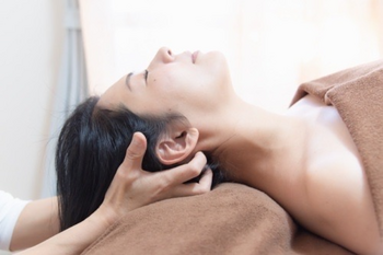 シェービングと頭とお顔ほぐし 花 | 立川のエステサロン シェービングと頭とお顔ほぐし 花 | 立川のエステサロン