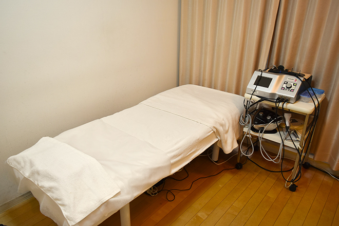 【毛穴/ハーブピーリング/よもぎ蒸し】小顔痩身専門店 atelier-tama~アトリエタマ~ | 銀座のエステサロン 【毛穴/ハーブピーリング/よもぎ蒸し】小顔痩身専門店 atelier-tama~アトリエタマ~ | 銀座のエステサロン