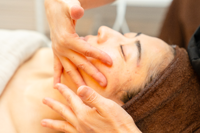 フェイシャルサロン esty | 府中のエステサロン フェイシャルサロン esty | 府中のエステサロン