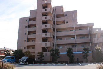 カイロ・美容整体 ラヴィ | 伊勢のリラクゼーション カイロ・美容整体 ラヴィ | 伊勢のリラクゼーション