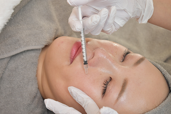 skin care サロン fleur | 本町のエステサロン skin care サロン fleur | 本町のエステサロン