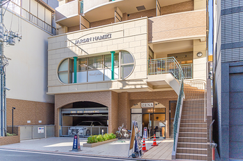 Square Salon | 袋町/本通/紙屋町/立町のエステサロン Square Salon | 袋町/本通/紙屋町/立町のエステサロン