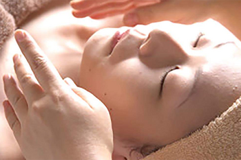 Aromatherapy Hana | 豊中のエステサロン Aromatherapy Hana | 豊中のエステサロン