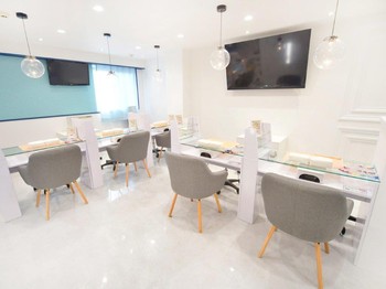 Nail Eyelash F 横浜西口店 ネイルアンドアイラッシュ エフ ヨコハマニシグチテン 神奈川県 横浜 のネイル サロン ビューティーパーク