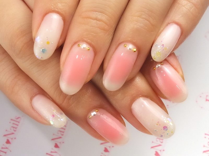 Early Nails With Eyelashチャチャ小倉店 アーリーネイルズウィズアイラッシュ アーリーネイルズウィズアイラッシュ チャチャタウンコクラテン 福岡県 北九州 のマツエク まつげパーマ ビューティーパーク