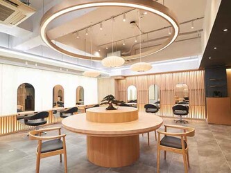 REFINED | 銀座のヘアサロン REFINED | 銀座のヘアサロン