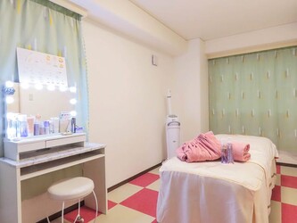  コラーゲン再生・毛穴管理専門店 REISE Skin up Member’s SALON | 表参道のリラクゼーション