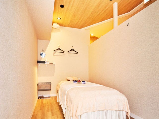 ESTHETIC SALON Sirius | 銀座のリラクゼーション ESTHETIC SALON Sirius | 銀座のリラクゼーション