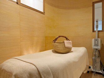 SLOW beauty & relaxing | 自由が丘のリラクゼーション SLOW beauty & relaxing | 自由が丘のリラクゼーション