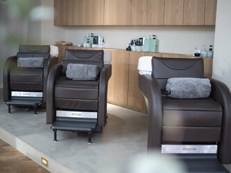 Anti Ours | 表参道のヘアサロン Anti Ours | 表参道のヘアサロン