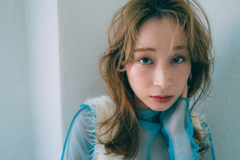 & 新高円寺駅前店 | 高円寺のヘアサロン & 新高円寺駅前店 | 高円寺のヘアサロン