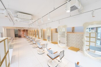 Bibbidi.bobbidi.boo 河原町三条店 | 河原町/木屋町/先斗町のヘアサロン Bibbidi.bobbidi.boo 河原町三条店 | 河原町/木屋町/先斗町のヘアサロン